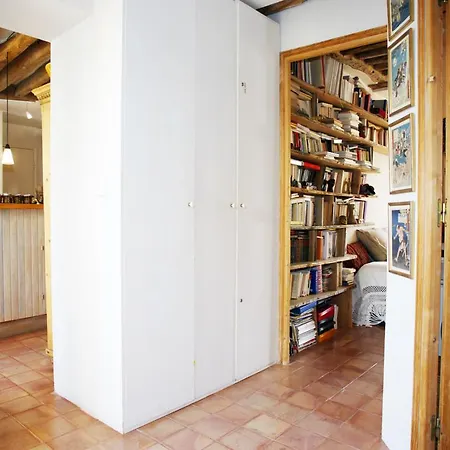 Marais Apartment