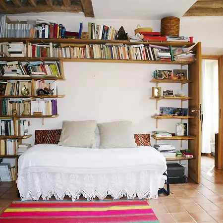 Apartment Marais