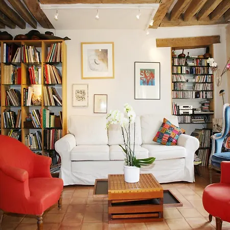 Apartment Marais